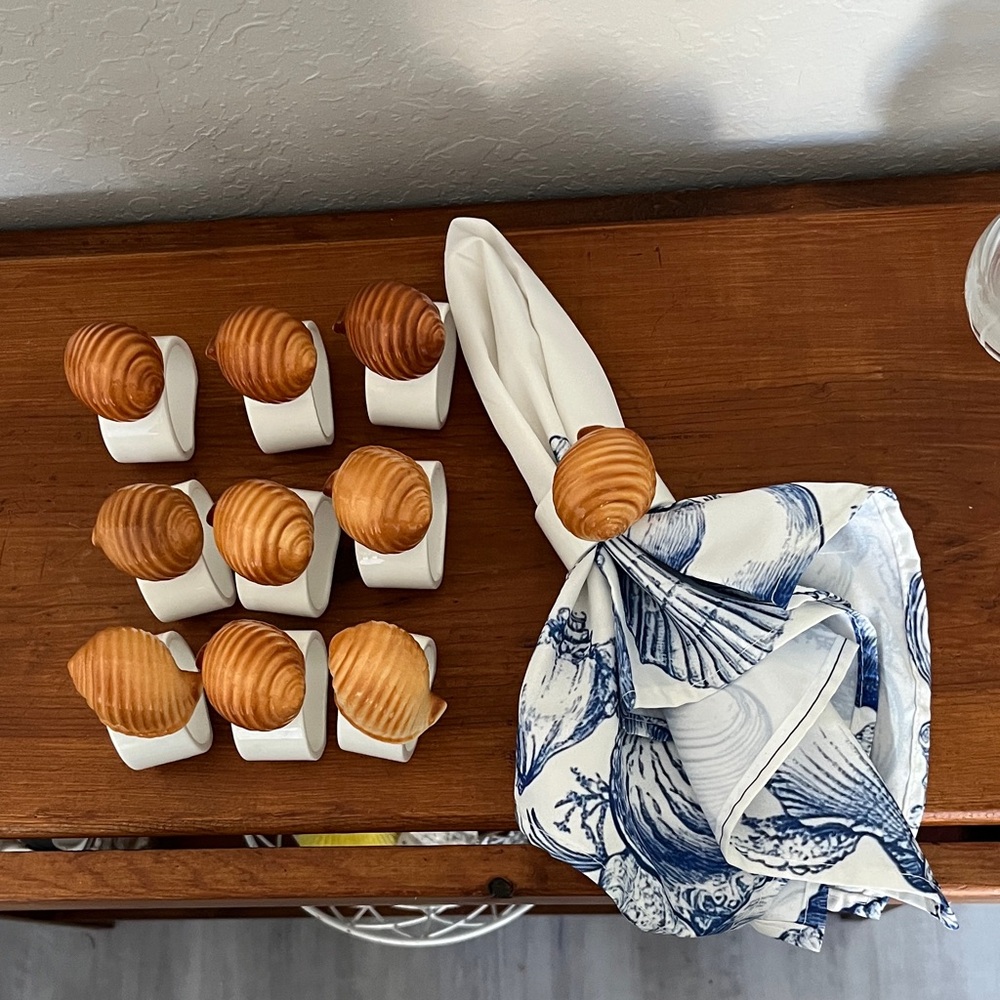 Audrey White Bone China Collectible Sea Shell Napkin Rings Taiwan NWT